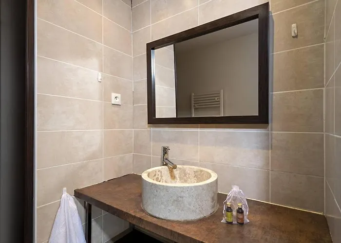 Steel - Port Nature 40 - Luxe - 4 Personnes * Agde